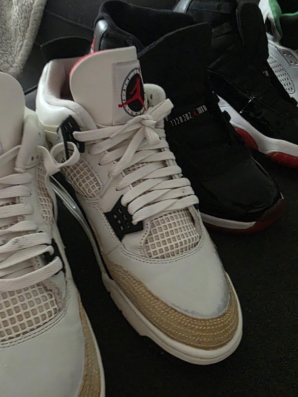 Air Jordan 4 White Gold Jumpman Sneakers - Picture 5 of 7